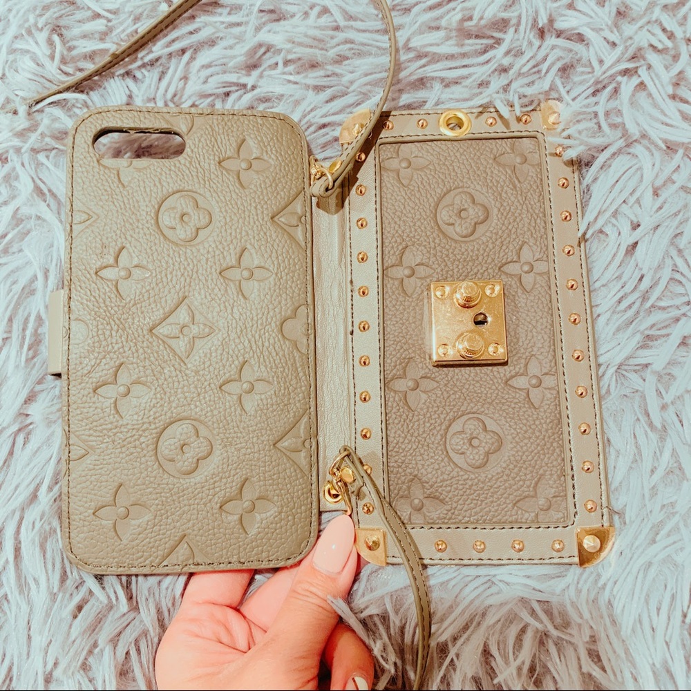 Louis Vuitton Iphone 7 Plus Case
